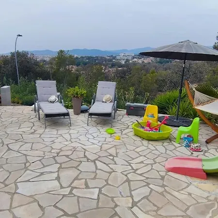 Vila Belle Avec Vue Imprenable.